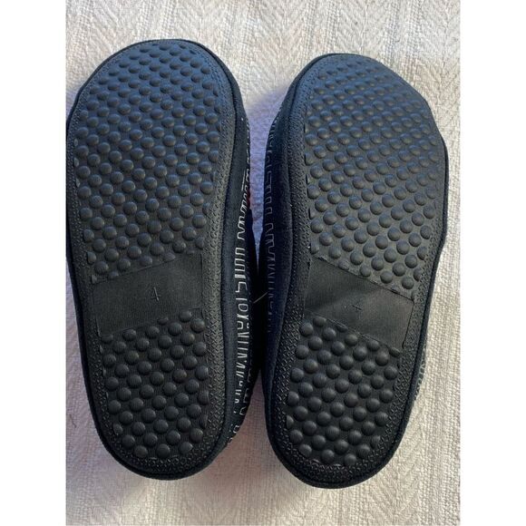 DC Comics Boys Size 4 The Batman Moc Slippers - Picture 4 of 9